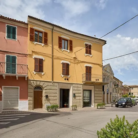Cameranoapartments - L'angolo Della Piazza Apartment *